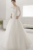 Ärmellos Tüll Boot-Ausschnitt Duchesse-Linie Sweep Zug romantisches Brautkleid - 1