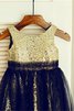 Robe de cortège enfant en tulle encolure ronde avec fleurs avec zip ligne a - 4