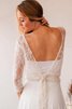 Abito da Sposa in pizzo in Pizzo Vintage con Piega Profondo V-scollo Spazzola Treno - 2