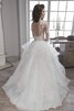 Vestido de Novia en Tul de Apliques de Espalda con ojo de cerradura de Natural - 3