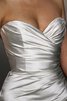 Duchesse-Linie Satin Elegantes Rocklänge-asymmetrisches Brautkleid mit offenen Rücken - 4