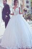 Tüll Brillant Ärmelloses Stilvolles Brautkleid mit Juwel Mieder - 1