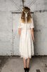 Vestido de Novia en Encaje de Fajas de Hasta la Rodilla de Natural de Escote en V - 5