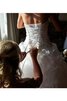 Robe de mariée vintage romantique de mode de bal avec lacets col en forme de cœur - 2