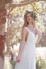 Sencillo Vestido de Novia de Corte-A de Cola Barriba de Baja escote en V de Encaje Adorno - 2