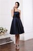 A Linie Elastischer Gewebter Satin Normale Taille Knielanges Kurzes Brautjungfernkleid - 1