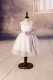 Robe de cortège enfant plissage de lotus textile en tulle avec ruban manche nulle