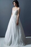 Tüll Bateau A-Linie natürliche Taile Brautkleid mit Gericht Schleppe mit Applikation