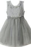 Robe de cortège enfant naturel en tulle avec nœud encolure ronde ligne a