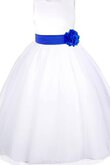 Ärmelloses A-Line Bateau bodenlanges Blumenmädchenkleid mit Schmetterlingsknoten mit Blume