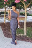Robe demoiselle d'honneur naturel d'épaule asymétrique gaine avec sans manches