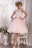 Robe fête de la rentrée plissage derniere tendance manche nulle textile en tulle ligne a