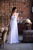 Normale Taille Perlenbesetztes legeres bodenlanges Brautkleid mit Gürtel mit Schleife