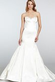 Robe de mariée distinguee long de col en cœur avec perle a-ligne