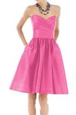 Satin A-Linie gerüschtes plissiertes mini knielanges Brautjungfernkleid