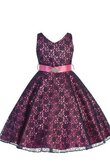 V-Ausschnitt A-Linie Ärmelloses Blumenmädchenkleid mit Bordüre mit Gürtel