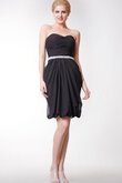Gerüschtes Chiffon mini modisches legeres Brautjungfernkleid mit Perlen
