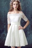 Robe de graduation bref simple en satin avec lacets de lotus