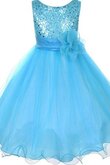 Robe de cortège enfant pailleté avec fleurs manche nulle encolure ronde