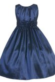 A-Line Ärmellos plissiertes Blumenmädchenkleid mit Blume aus Taft