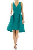 Plissiertes a linie Satin V-Ausschnitt kurzes Brautjungfernkleid