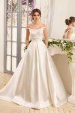 Abito da Sposa con Applique in Raso con Nastro lusso con Fusciacca A-Line