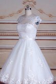 Robe de mariée facile avec manche épeules enveloppants avec ruban ligne a trou de serrure