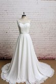 Robe de mariée sage formelle naturel avec décoration dentelle col en bateau