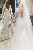 Abito da Sposa in Pizzo Vintage Tubino Spazzola Treno Elegante