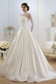 Robe de mariée plissage romantique en satin avec nœud à boucles de traîne moyenne