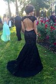 Spitze rückenfreies Sweep train kurze Ärmeln extravagantes Ballkleid mit gekappten Ärmeln