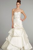Ärmellos A-Line rückenfreies trägerlos Brautkleid mit Perlen mit Gürtel
