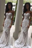 Robe de mariée glamour avec perle a plage moderne longue