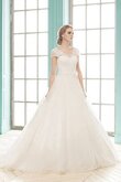 Robe de mariée modeste v encolure avec fleurs de traîne courte jusqu'au sol