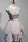 Abito Homecoming con Fusciacca A-Line con Nastro decorato in pizzo in Pizzo