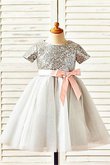 Robe de cortège enfant naturel avec manche courte avec zip en tulle avec fleurs