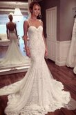 Elegante Vestido de Novia en Encaje de Escote Corazón de Baja escote en V