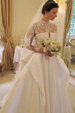 Herrlich Vintage Langärmeliges Romantisches Brautkleid mit Rücken Schnürung