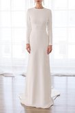 Robe de mariée en satin mode salle interne naturel chic