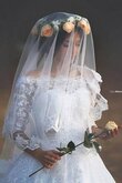 Vestido de Novia de Corte-A en Tul de Encaje Adorno de Apliques de Cola Capilla