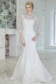 Elegante Vestido de Novia de Corte Recto en Encaje de Cola Barriba