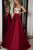 Robe de bal avec manche courte de traîne courte brodé avec perle avec décoration dentelle