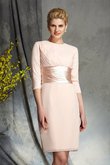 Chiffon Enganliegendes Mini Brautmutterkleid mit Schaufel Ausschnitt mit 3/4 Länge Ärmeln