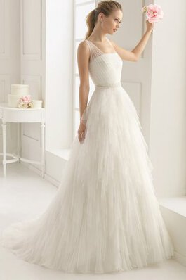 Robe de mariée romantique bretelles spaghetti fermeutre eclair avec perle avec gradins