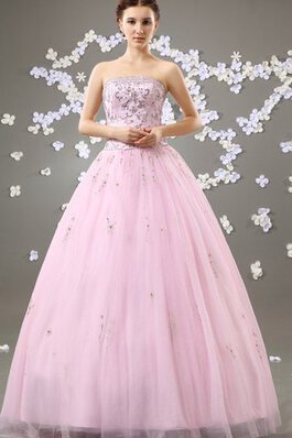 Perlenbesetztes A Linie Quinceanera Kleid aus Tüll