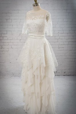 Robe de mariée avec gradins en chiffon appliques longueur au ras du sol avec ruban