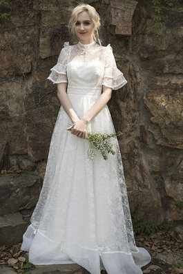 Strand Ziemlich Perlenbesetztes Brautkleid mit Perlen aus Spitze