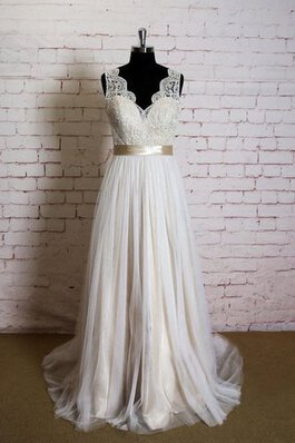 Robe de mariée naturel majestueux en tulle avec sans manches avec décoration dentelle