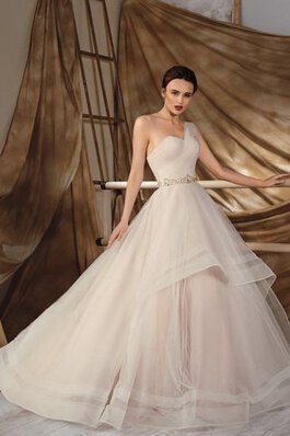 Robe de mariée avec chiffon d'épaule asymétrique de traîne moyenne cordon avec sans manches