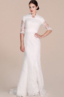 Robe de mariée classique modeste gaine de traîne moyenne de col entaillé